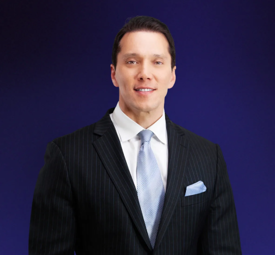 cyr-hero-mobile-3 cyr-hero-mobile-3